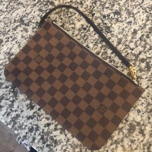 Never used Louis Vuitton Neverfull Damier Pouch